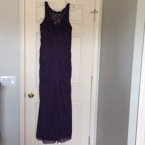 Bridesmaid dress, only worn once. Cleaned!